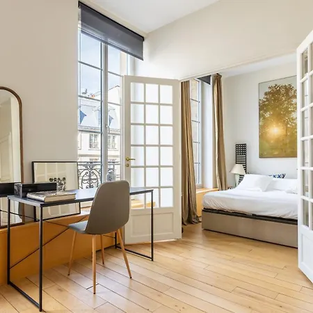 Marais Enfants Rouges Apartmán *